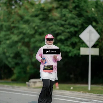 Runner Photo 6879571