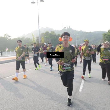 Runner Photo 6879576