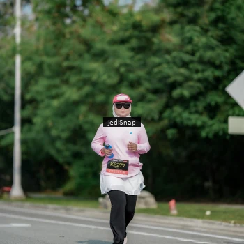Runner Photo 6879584