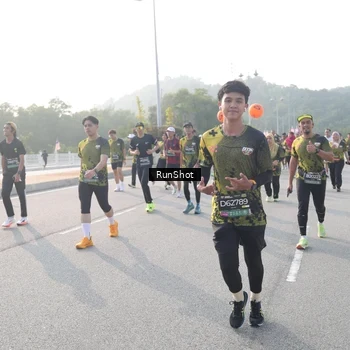Runner Photo 6879585