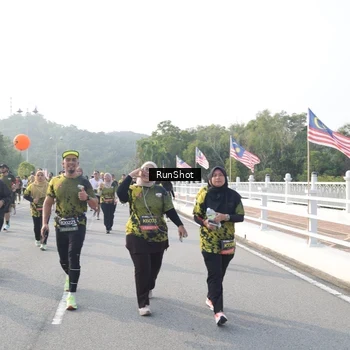 Runner Photo 6879598