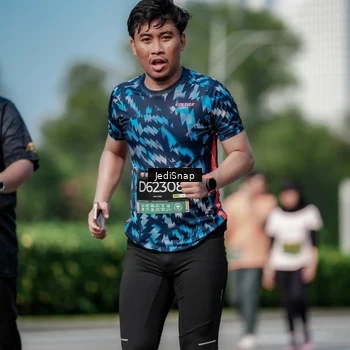 Runner Photo 6879601