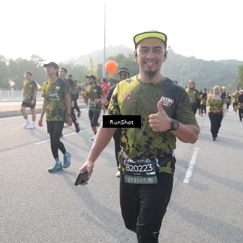 Runner Photo 6879615