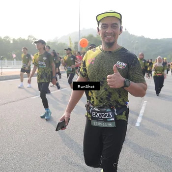 Runner Photo 6879617