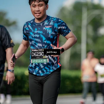 Runner Photo 6879631
