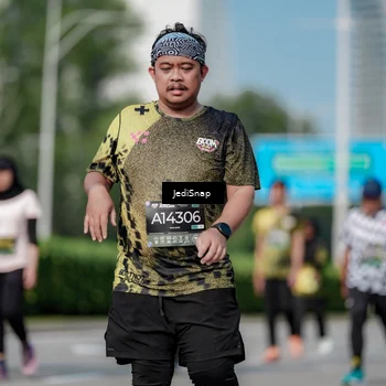 Runner Photo 6879633