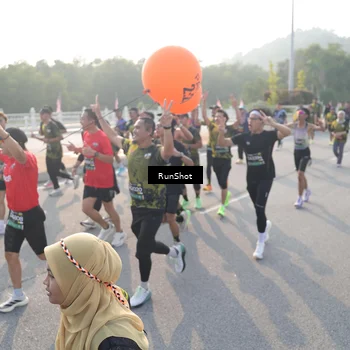 Runner Photo 6879685