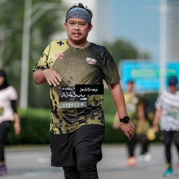 Runner Photo 6879693