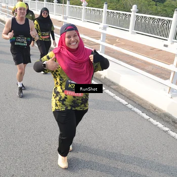 Runner Photo 6879743