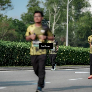 Runner Photo 6879744
