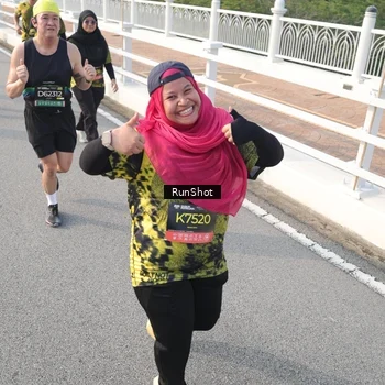 Runner Photo 6879763
