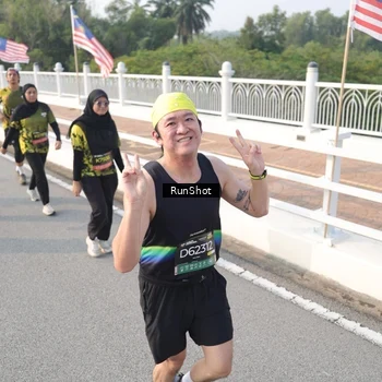 Runner Photo 6879778