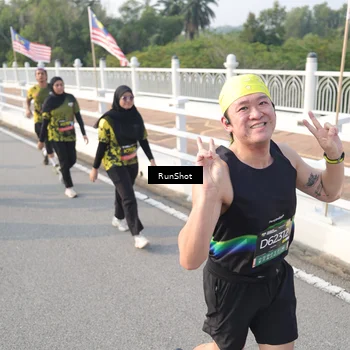 Runner Photo 6879782