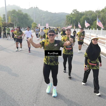 Runner Photo 6879853