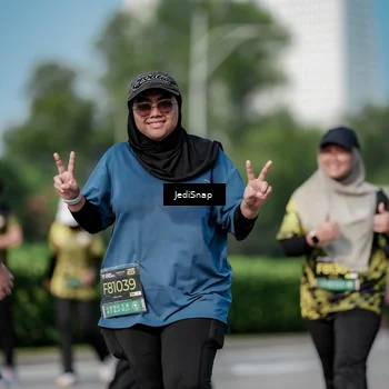 Runner Photo 6879856