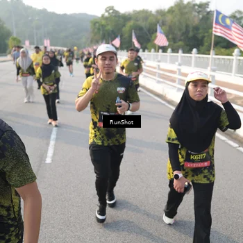 Runner Photo 6879881