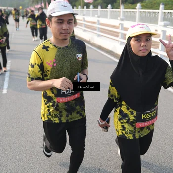 Runner Photo 6879901