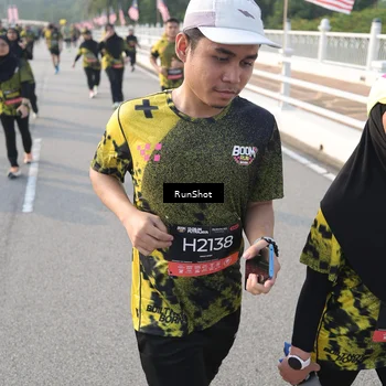 Runner Photo 6879905