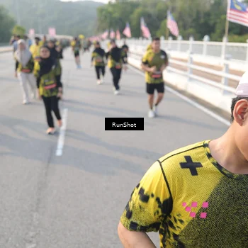 Runner Photo 6879909