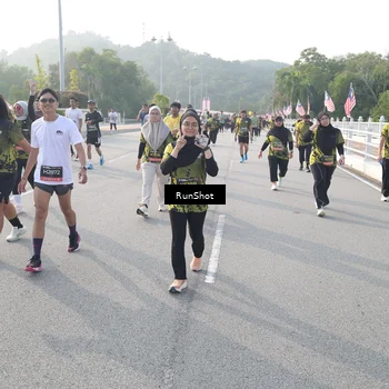 Runner Photo 6879951