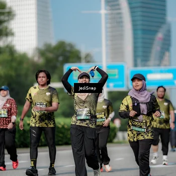 Runner Photo 6879967