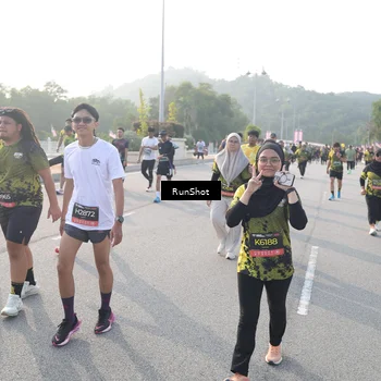 Runner Photo 6879976