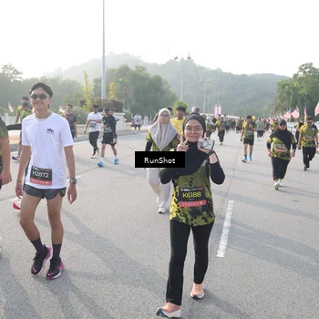 Runner Photo 6879981