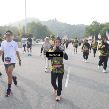 Runner Photo 6879983