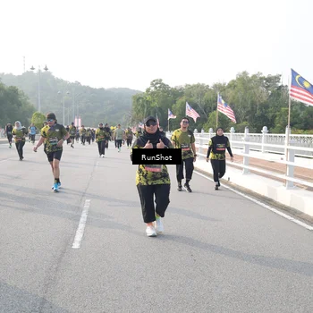 Runner Photo 6880056