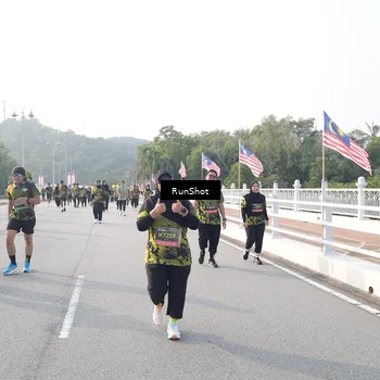 Runner Photo 6880071