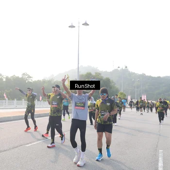 Runner Photo 6880094