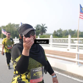 Runner Photo 6880104