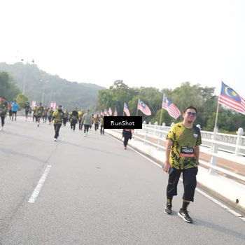 Runner Photo 6880120