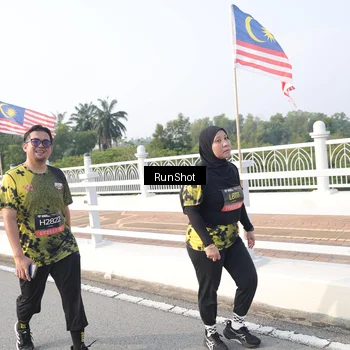 Runner Photo 6880138