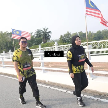 Runner Photo 6880141