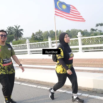 Runner Photo 6880148