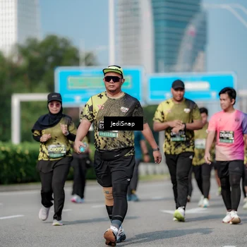 Runner Photo 6880156