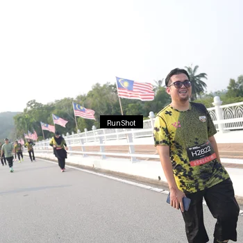 Runner Photo 6880163