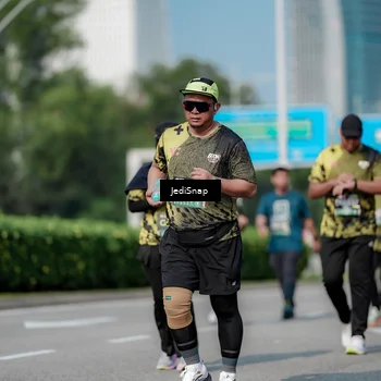 Runner Photo 6880173