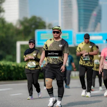 Runner Photo 6880181