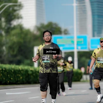 Runner Photo 6880188