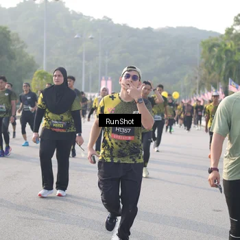 Runner Photo 6880271