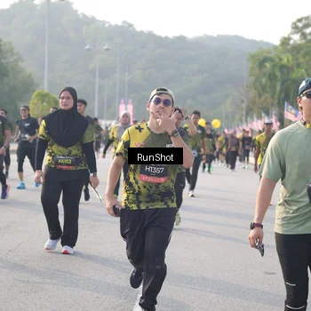 Runner Photo 6880273