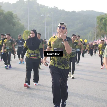 Runner Photo 6880274