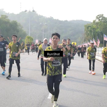 Runner Photo 6880369
