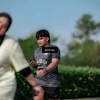 Runner Photo 6880418