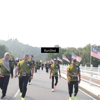 Runner Photo 6880445