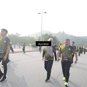Runner Photo 6880466