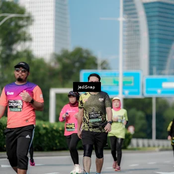 Runner Photo 6880483