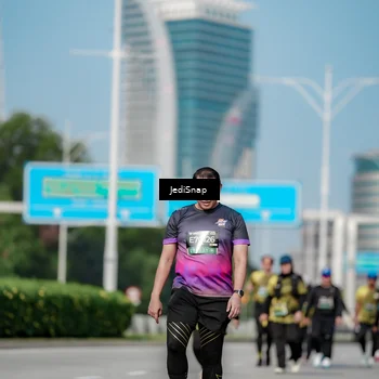 Runner Photo 6880487